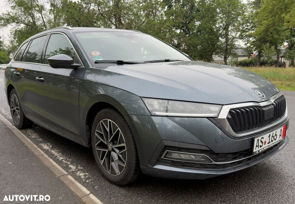 Skoda Octavia 2.0 TDI DSG Exclusive - 2