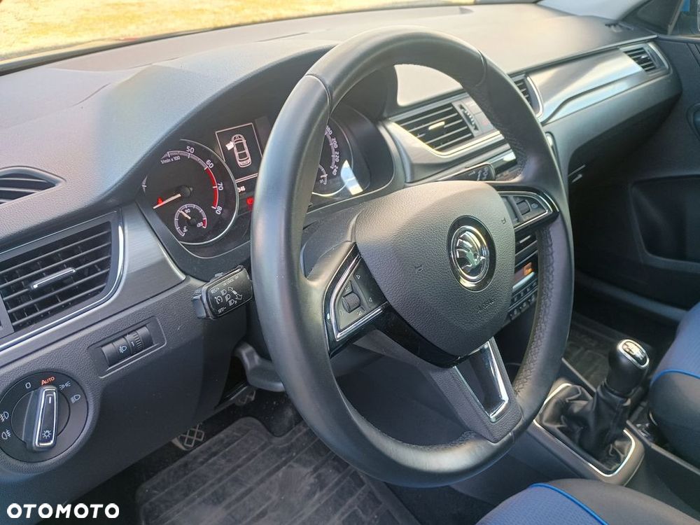Skoda RAPID 1.0 TSI Style - 13