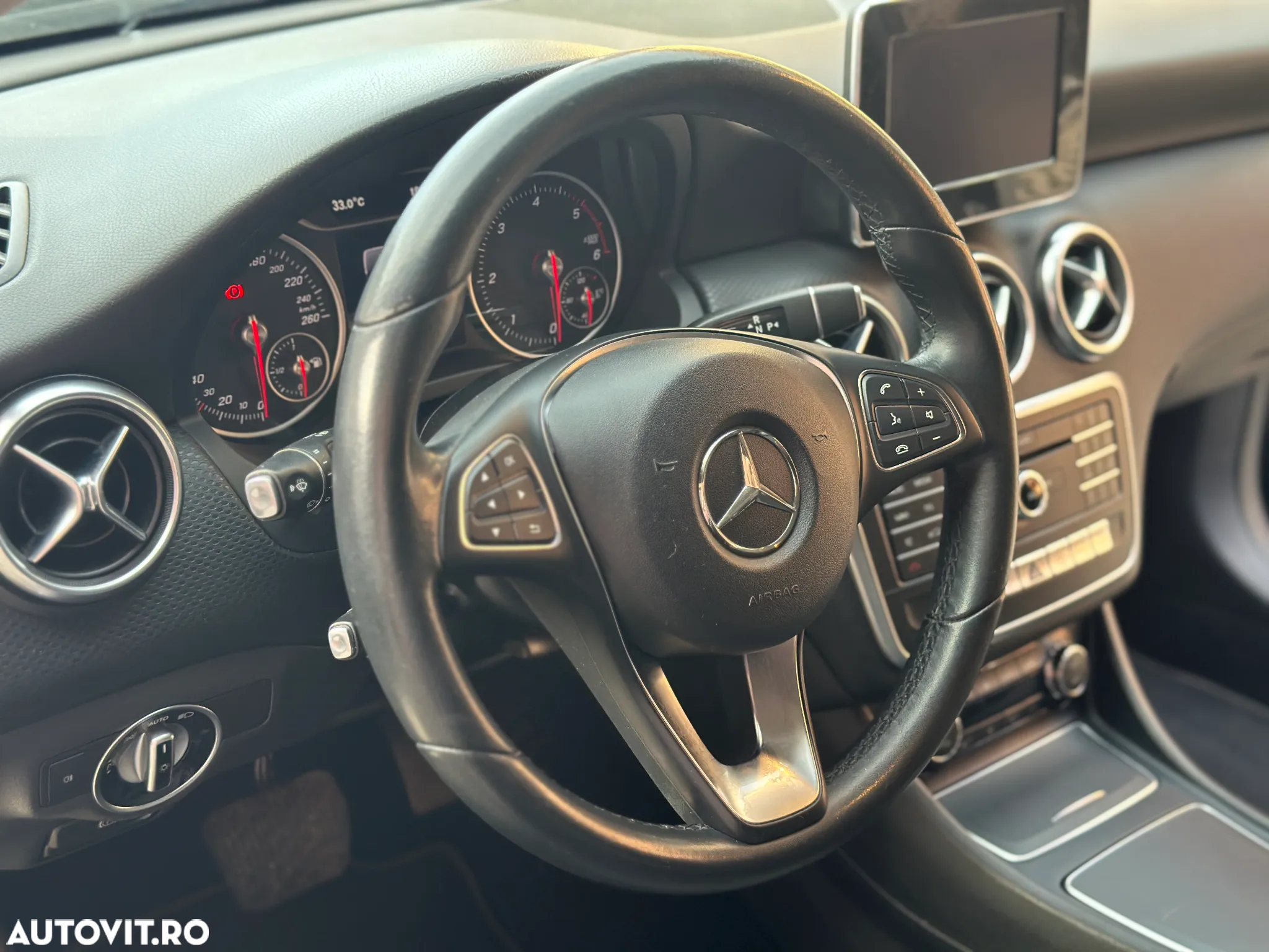 Mercedes-Benz A 200 d 4MATIC Aut. - 11