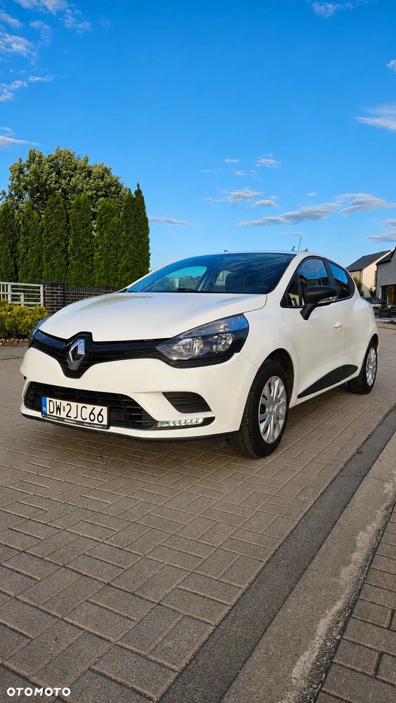 Renault Clio 1.2 16V Life - 1