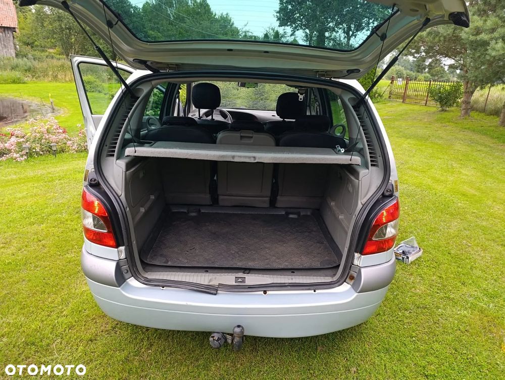 Renault Scenic - 9