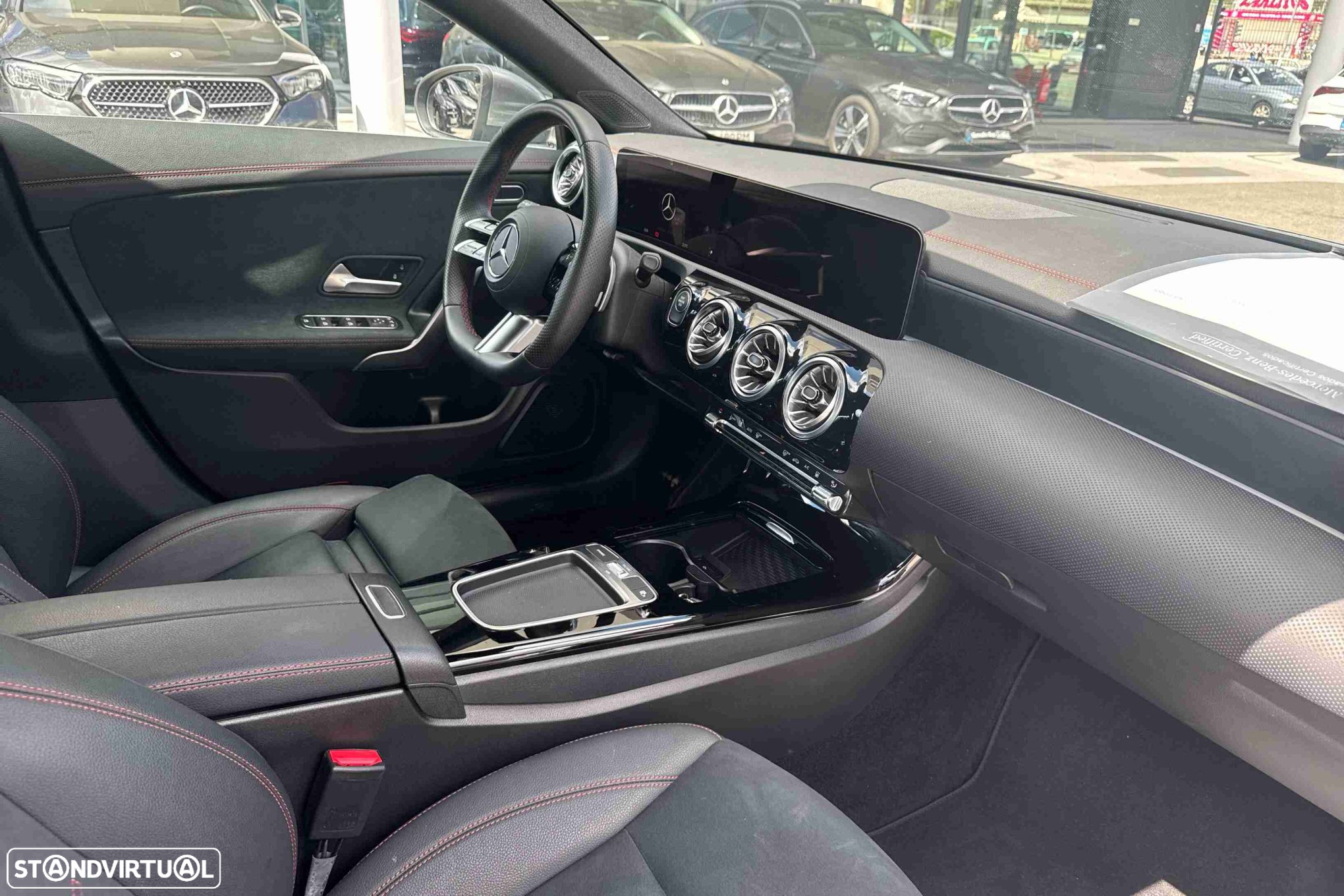 Mercedes-Benz CLA 250 e - 8