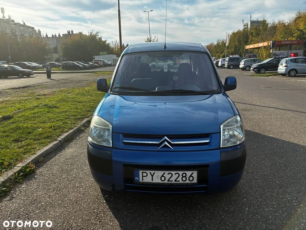 Citroen Berlingo 2004 photo 2