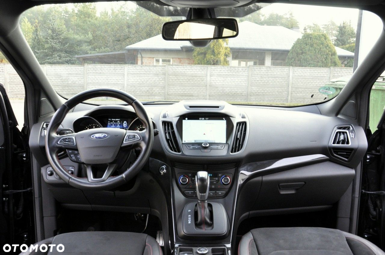 Ford Kuga 1.5 EcoBlue ST-LINE - 27