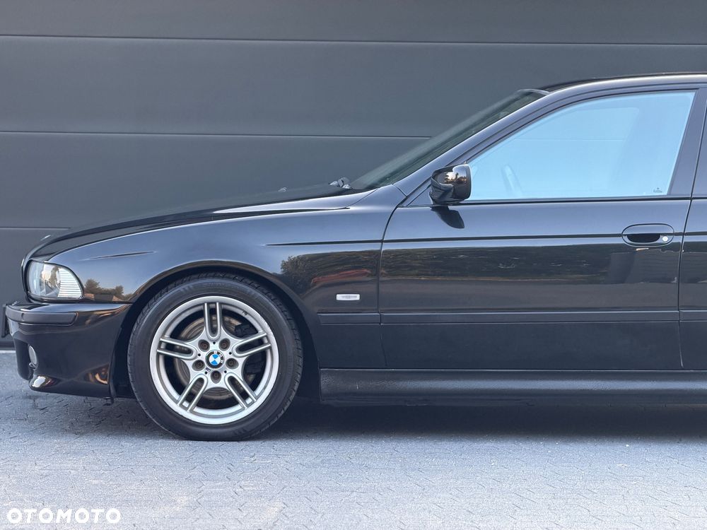 BMW Seria 5 - 12