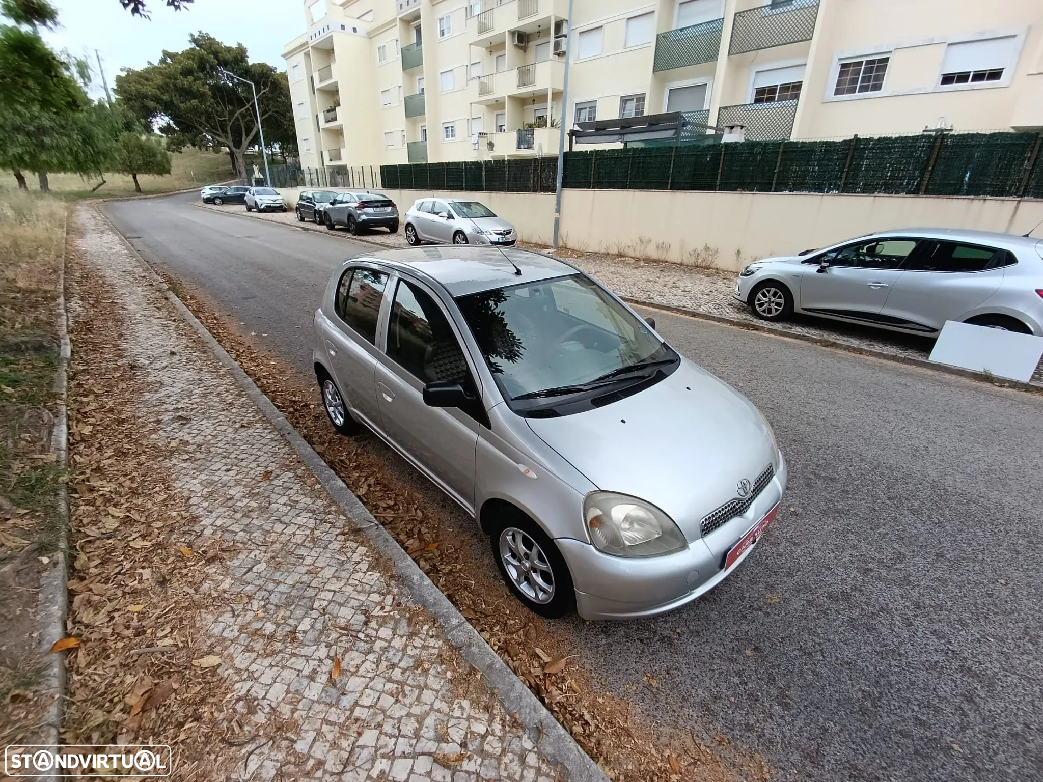 Toyota Yaris 1.0 Sol - 31