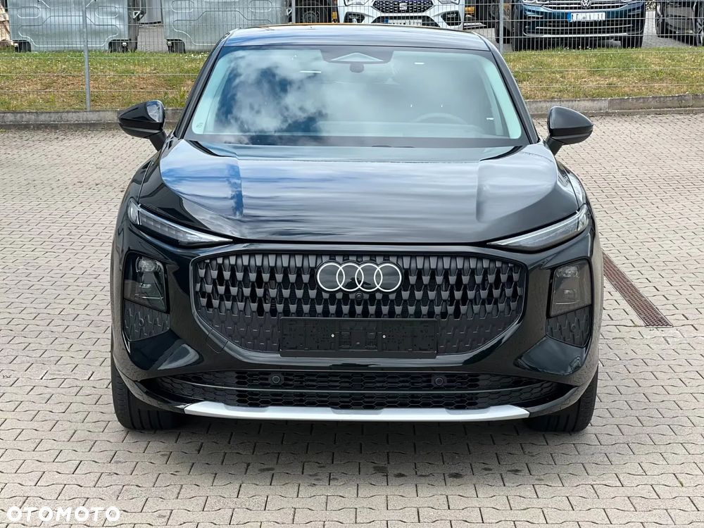 Audi Q3 TFSI mHEV 110 kW S tronic - 4