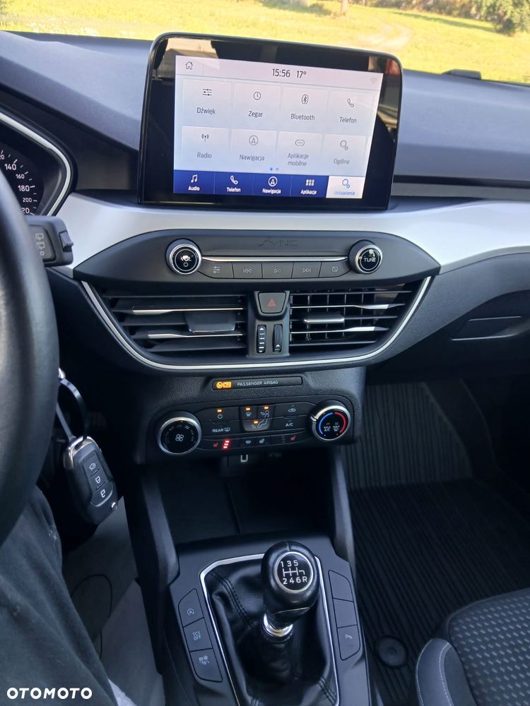 Ford Focus 1.0 EcoBoost Edition - 6