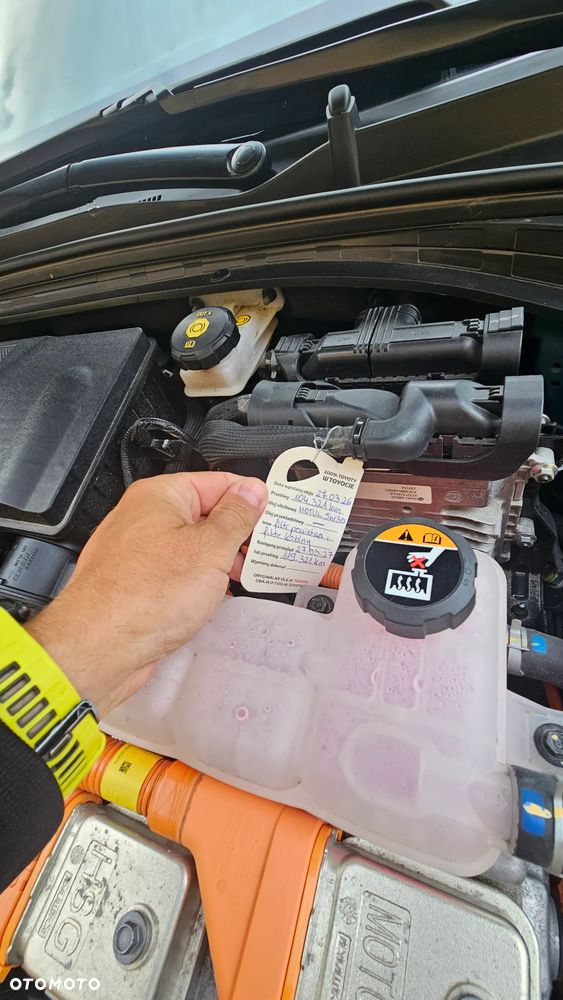Kia Ceed - 12
