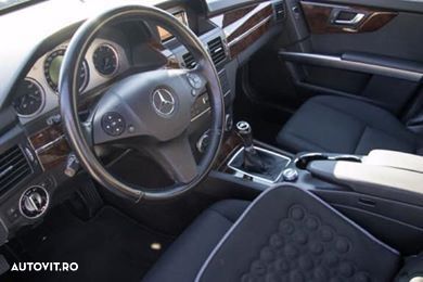 Mercedes-Benz GLK 200 CDI (BlueEFFICIENCY) - 6