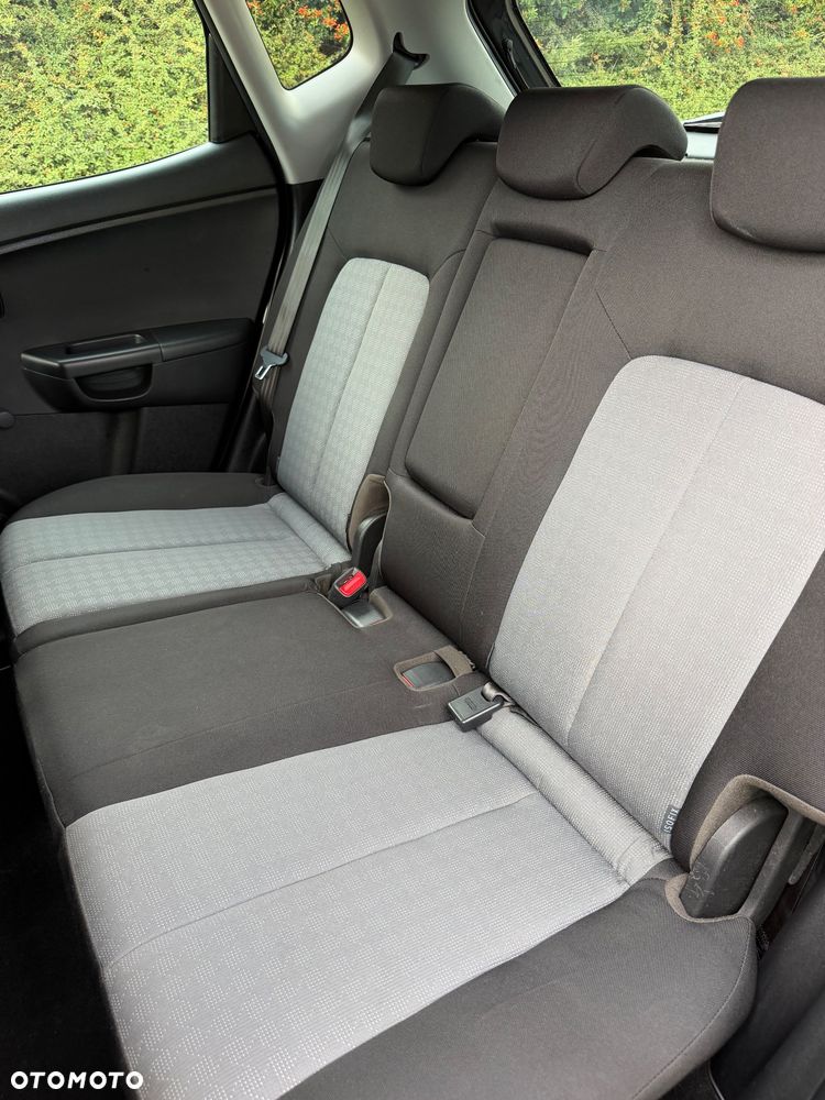 Kia Venga 1.4 Business Line - 16