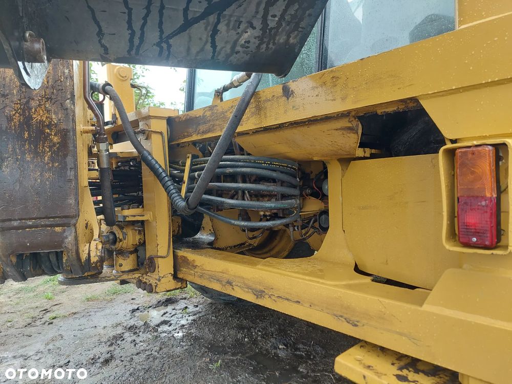 Caterpillar 428D - 15