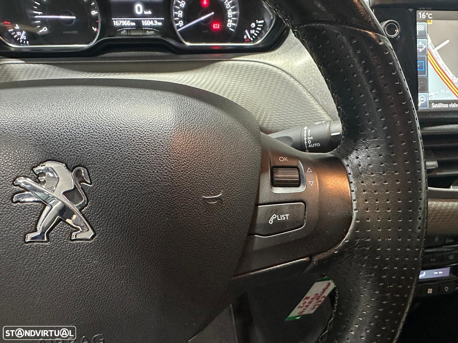 Peugeot 208 1.2 PureTech Active - 37