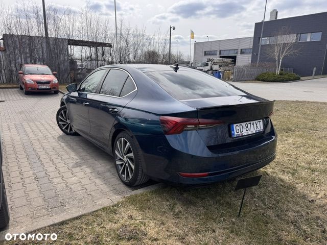 Skoda Octavia 2.0 TDI SCR 4x4 Style DSG - 6