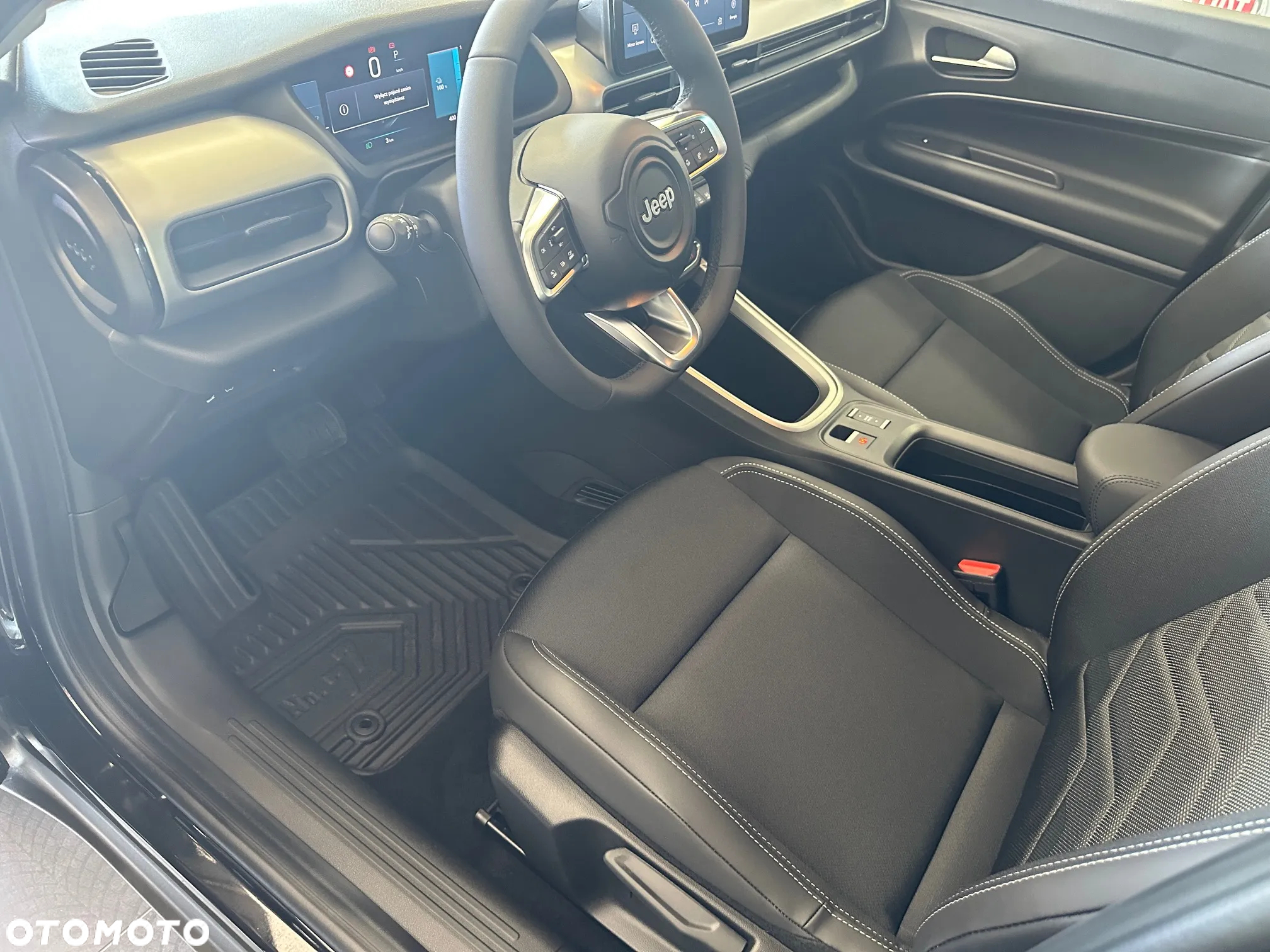 Jeep Avenger 54kWh Altitude - 13