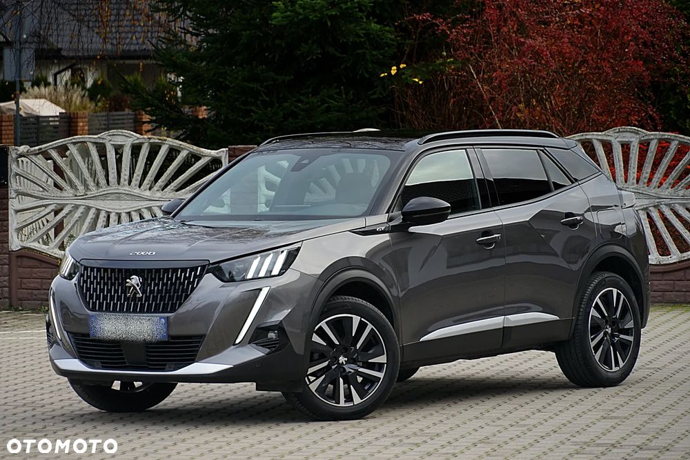 Peugeot 2008 PureTech 130 EAT8 GT - 4