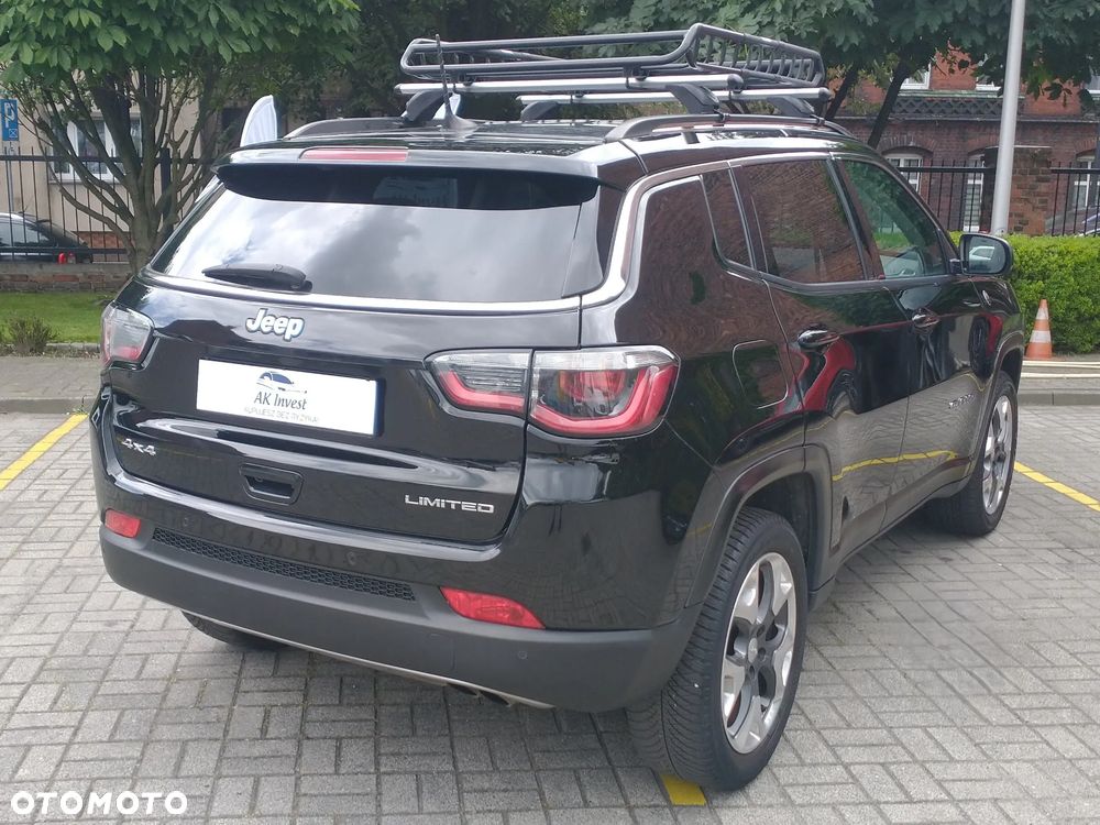 Jeep Compass - 12