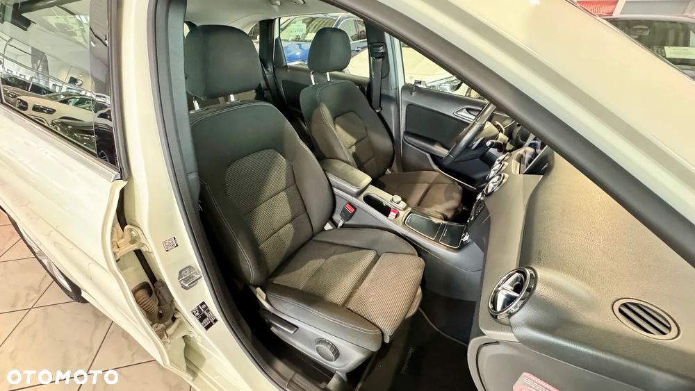 Mercedes-Benz Klasa B 180 (CDI) d 7G-DCT Style - 25