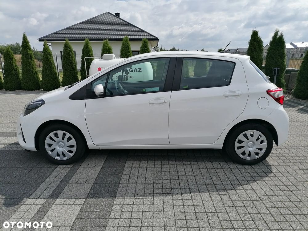 Toyota Yaris 1.5 Active - 2
