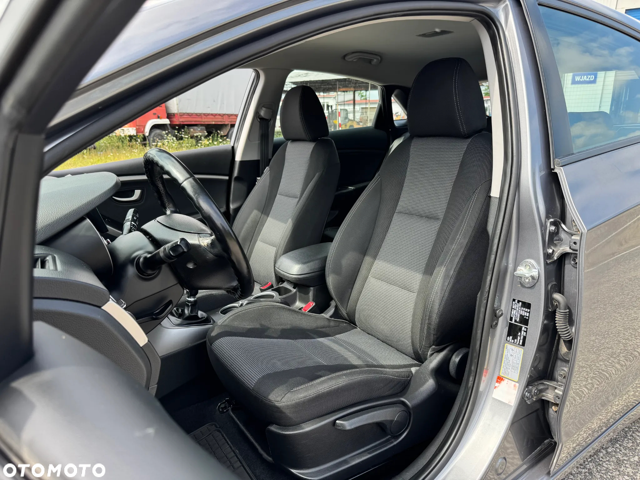 Hyundai i30 1.4 BlueDrive Comfort - 4
