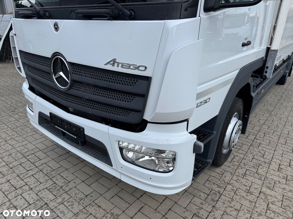 Mercedes-Benz ATEGO - 15