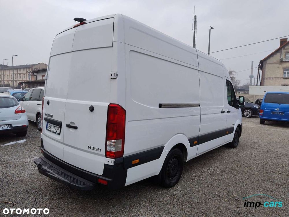 Hyundai H350 - 17