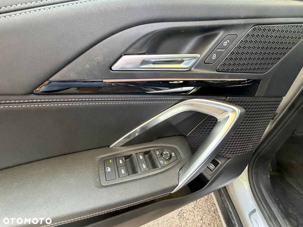 BMW X1 sDrive18i xLine - 17