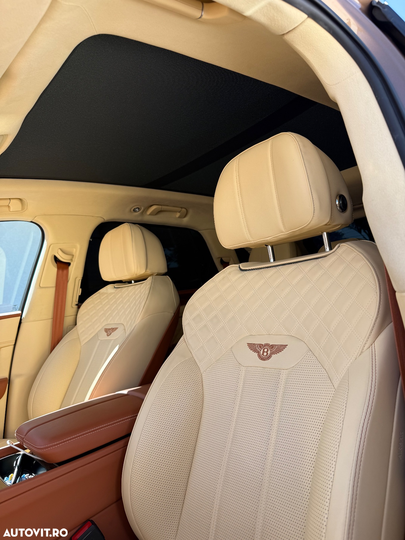 Bentley Bentayga - 10