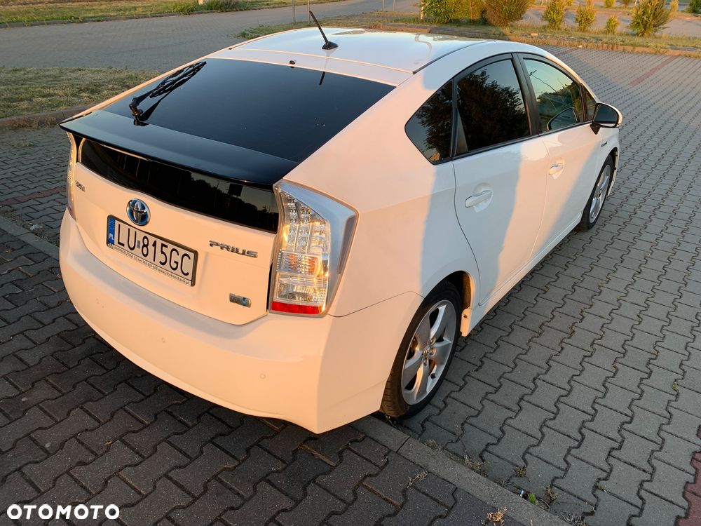 Toyota Prius (Hybrid) Life - 6