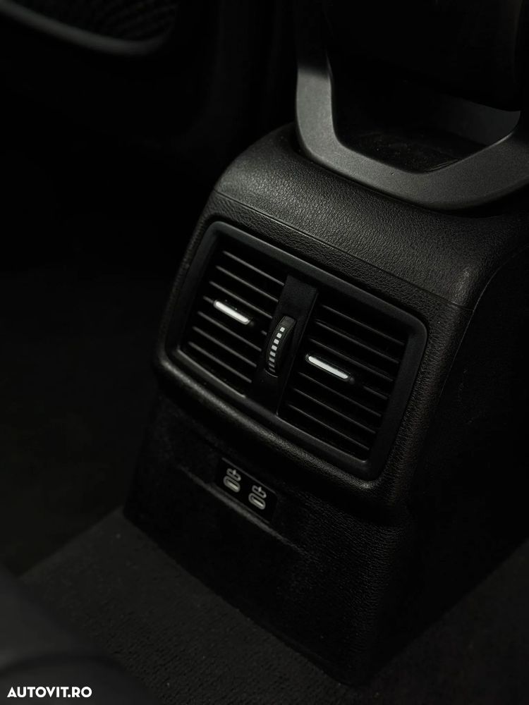 BMW X1 sDrive18d - 39