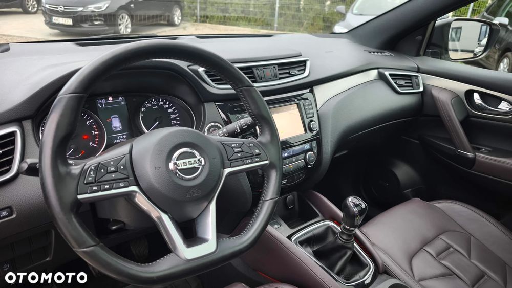 Nissan Qashqai 1.6 DIG-T Tekna+ - 12