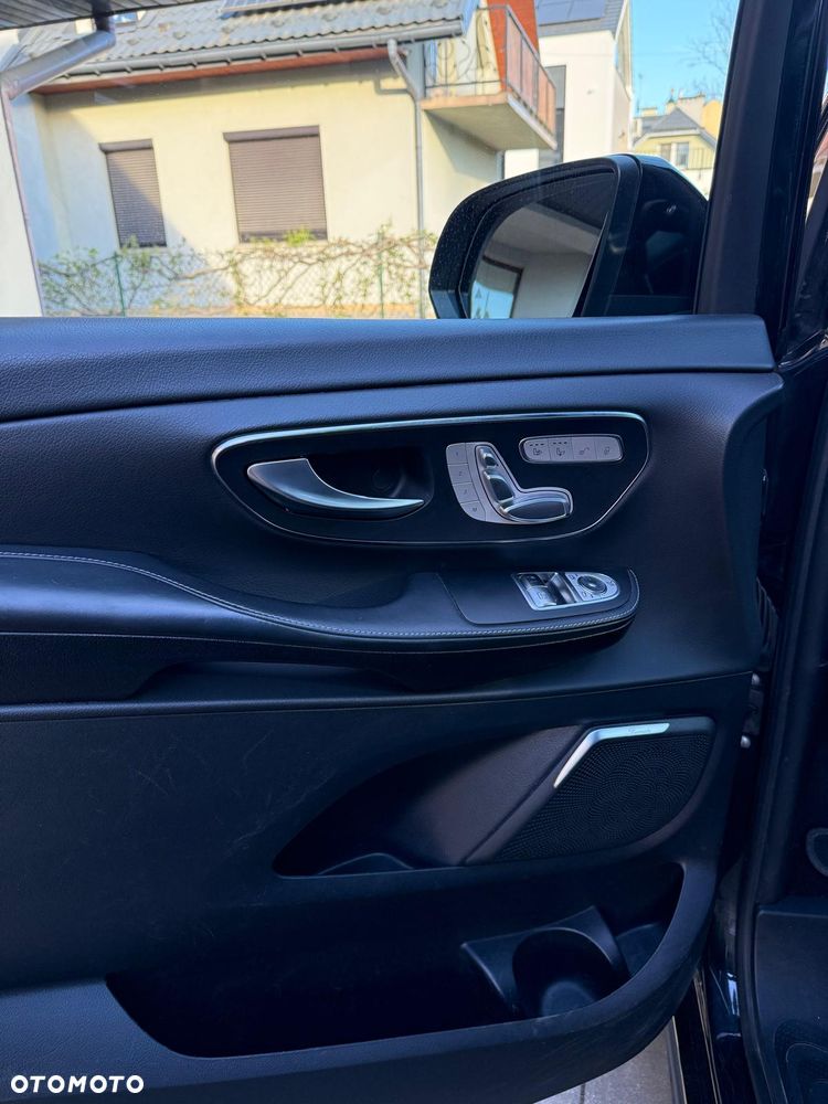Mercedes-Benz Klasa V 300 d Exclusive 9G-Tronic (d³ugi) - 11