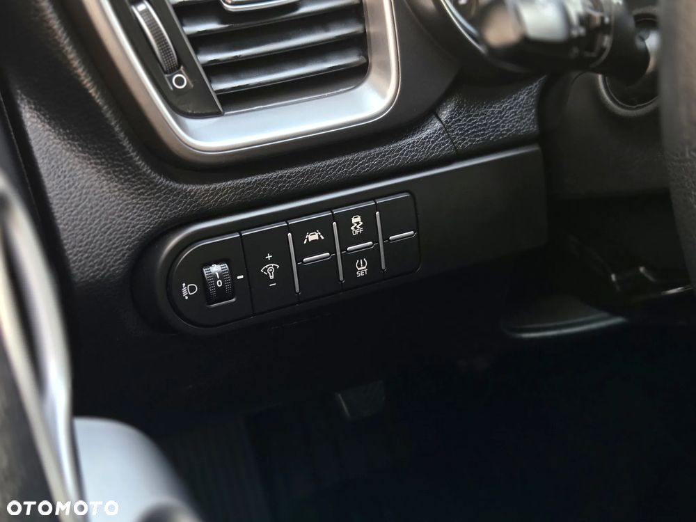 Kia Ceed 1.0 T-GDI M - 29