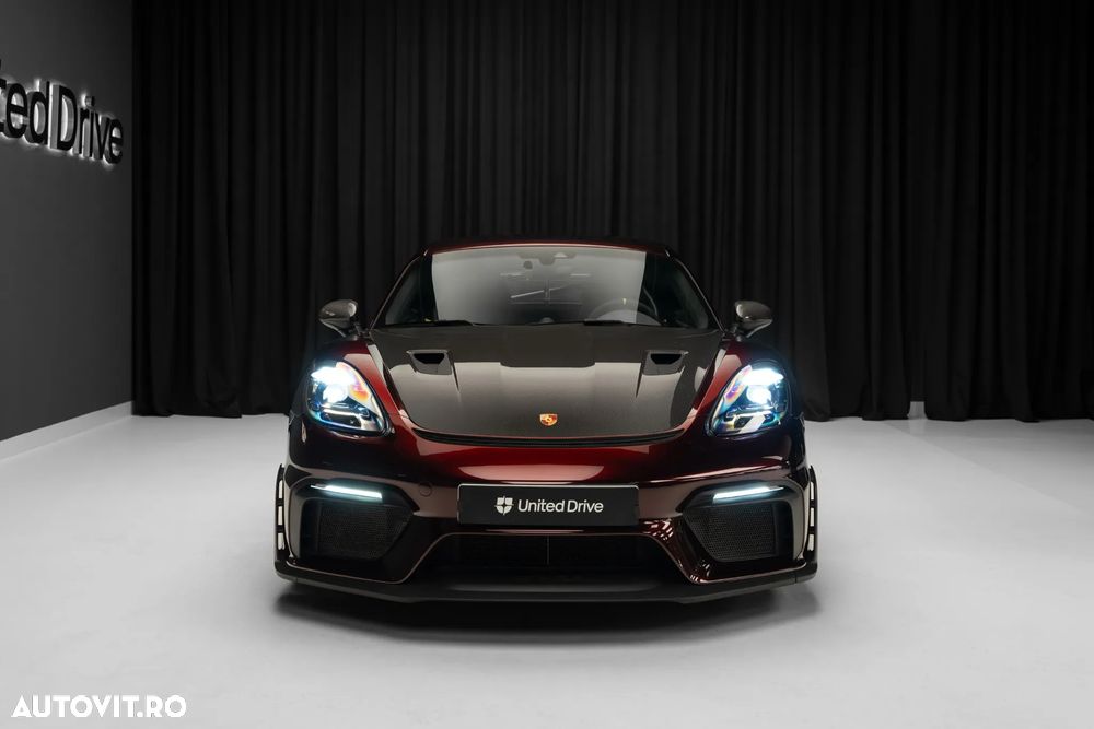 Porsche Cayman GT4 RS - 2