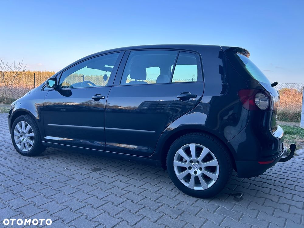 Volkswagen Golf 1.6 FSI Comfortline - 9