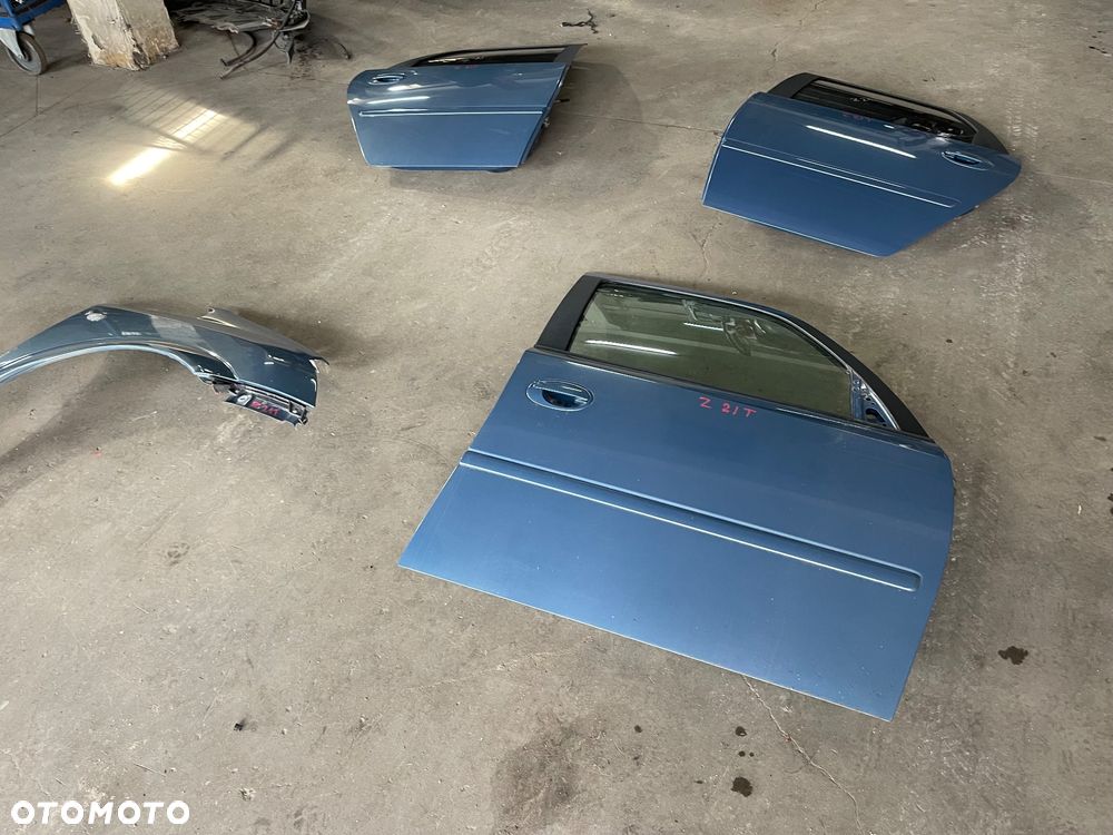 OPEL MERIVA A LIFT Z21T DRZWI BŁOTNIK