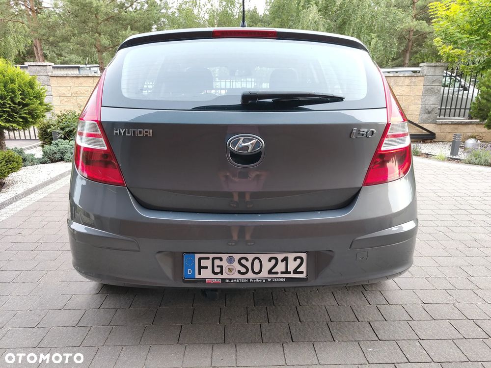 Hyundai i30 1.4 Blue Comfort - 27