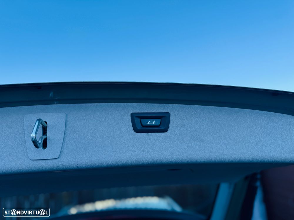 BMW 316 d Touring Advantage - 11