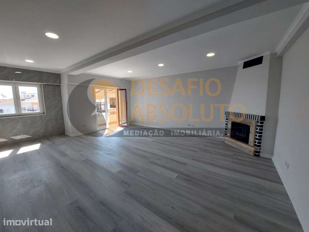 Apartamento T4, Amora, Seixal, Totalmente Remodelado - Grande imagem: 4/28