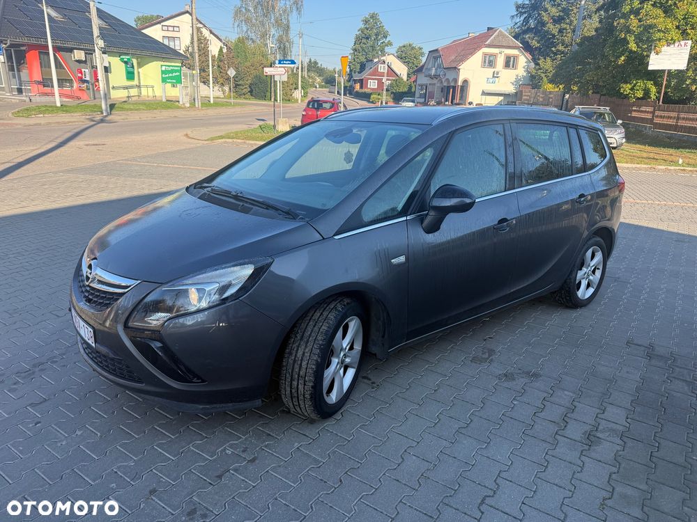 Opel Zafira - 1