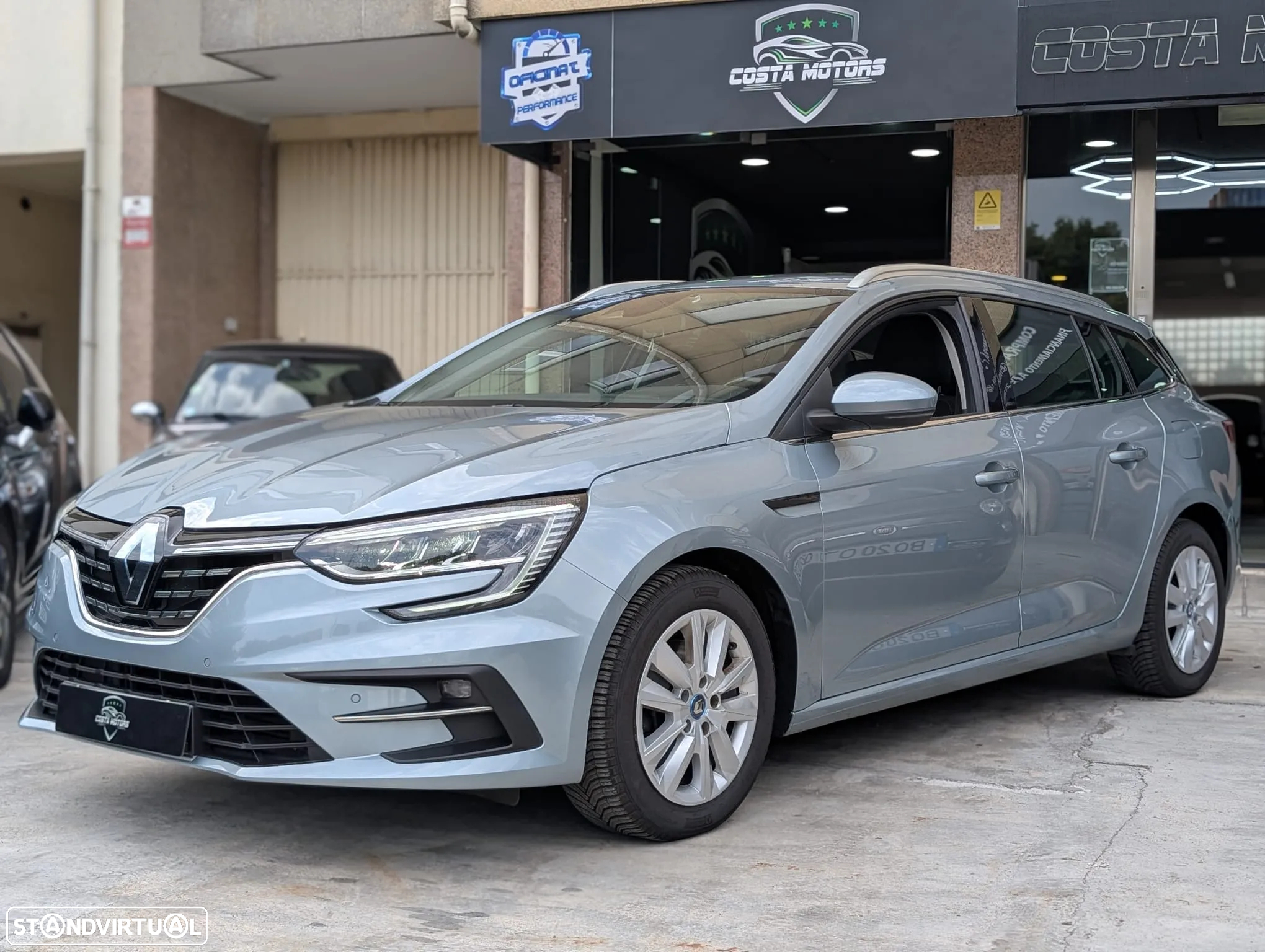 Renault Mégane Sport Tourer 1.6 E-Tech Plug-In Limited - 2