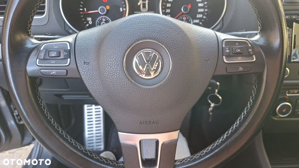 Volkswagen Golf - 15