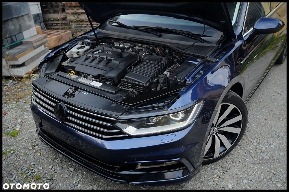 Volkswagen Passat - 23