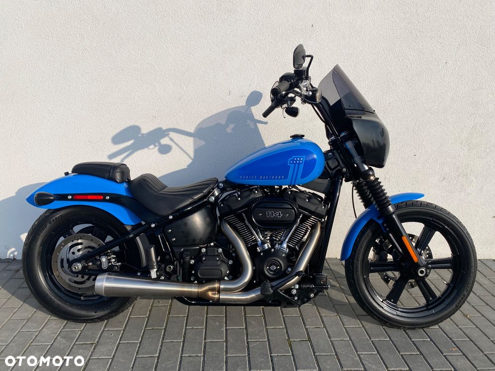 Harley-Davidson Softail Street Bob - 2