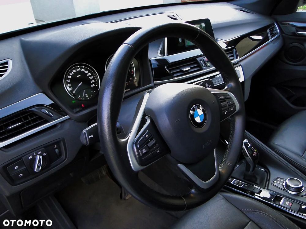 BMW X1 sDrive18i GPF xLine - 23