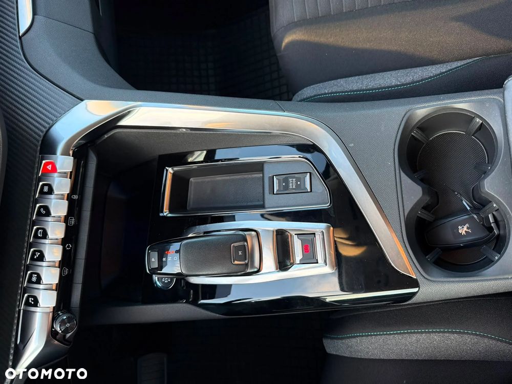 Peugeot 3008 - 17