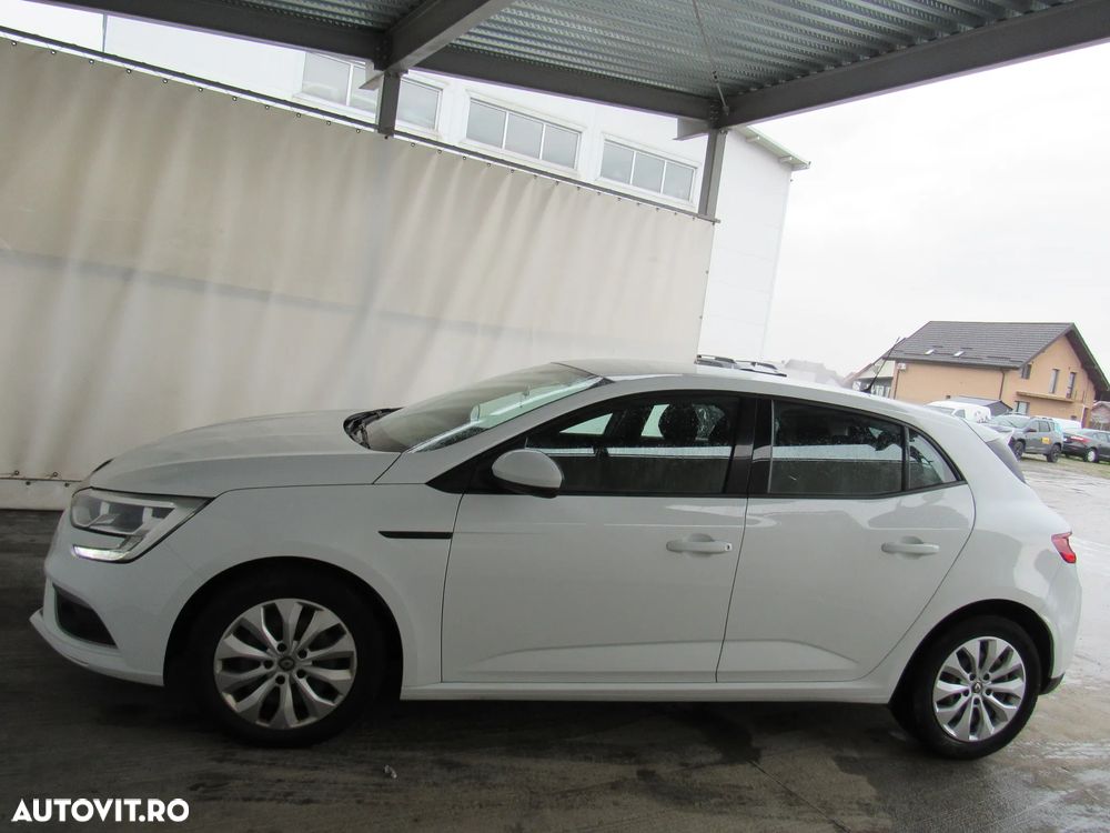 Renault Megane Blue dCi Life - 3