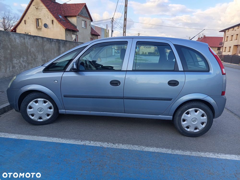 Opel Meriva 1.6 16V Essentia - 4