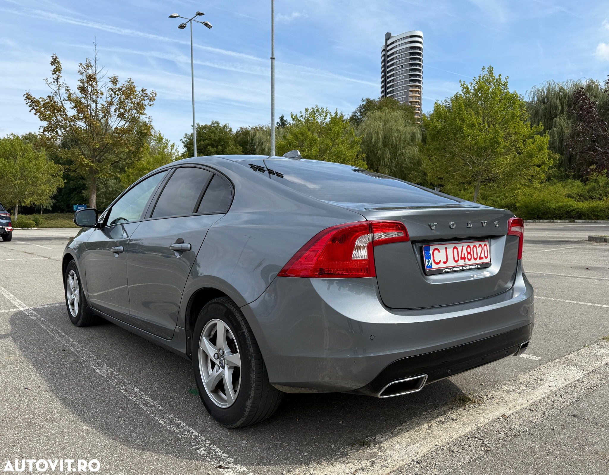 Volvo S60 - 16