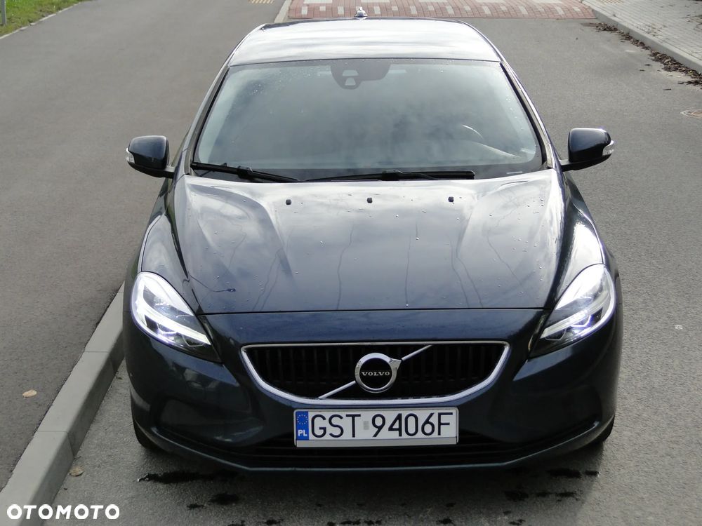 Volvo V40 2017 photo 2